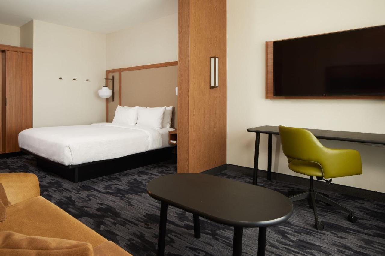 Fairfield By Marriott Inn & Suites Palmdale West Exterior photo